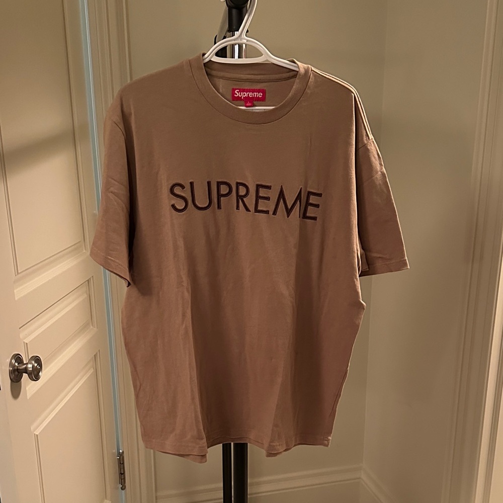 Supreme T-shirt